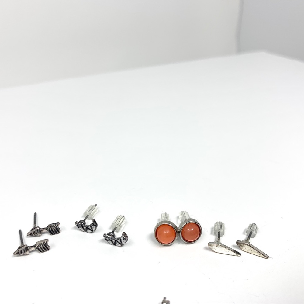 Mixed Lot of 7 Earring Pairs - Picture 3 of 6